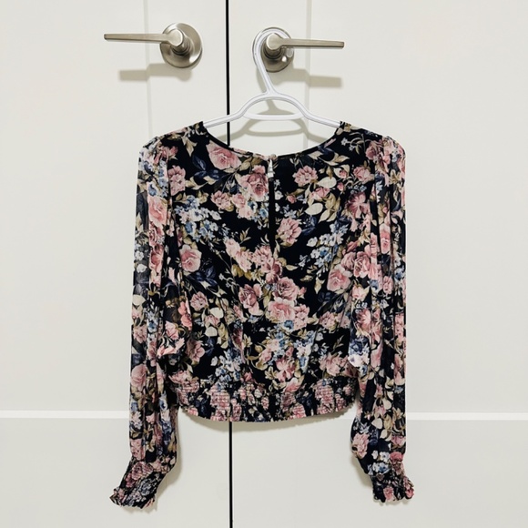 New with tags Ever New long sleeve crop blouse - Picture 2 of 7